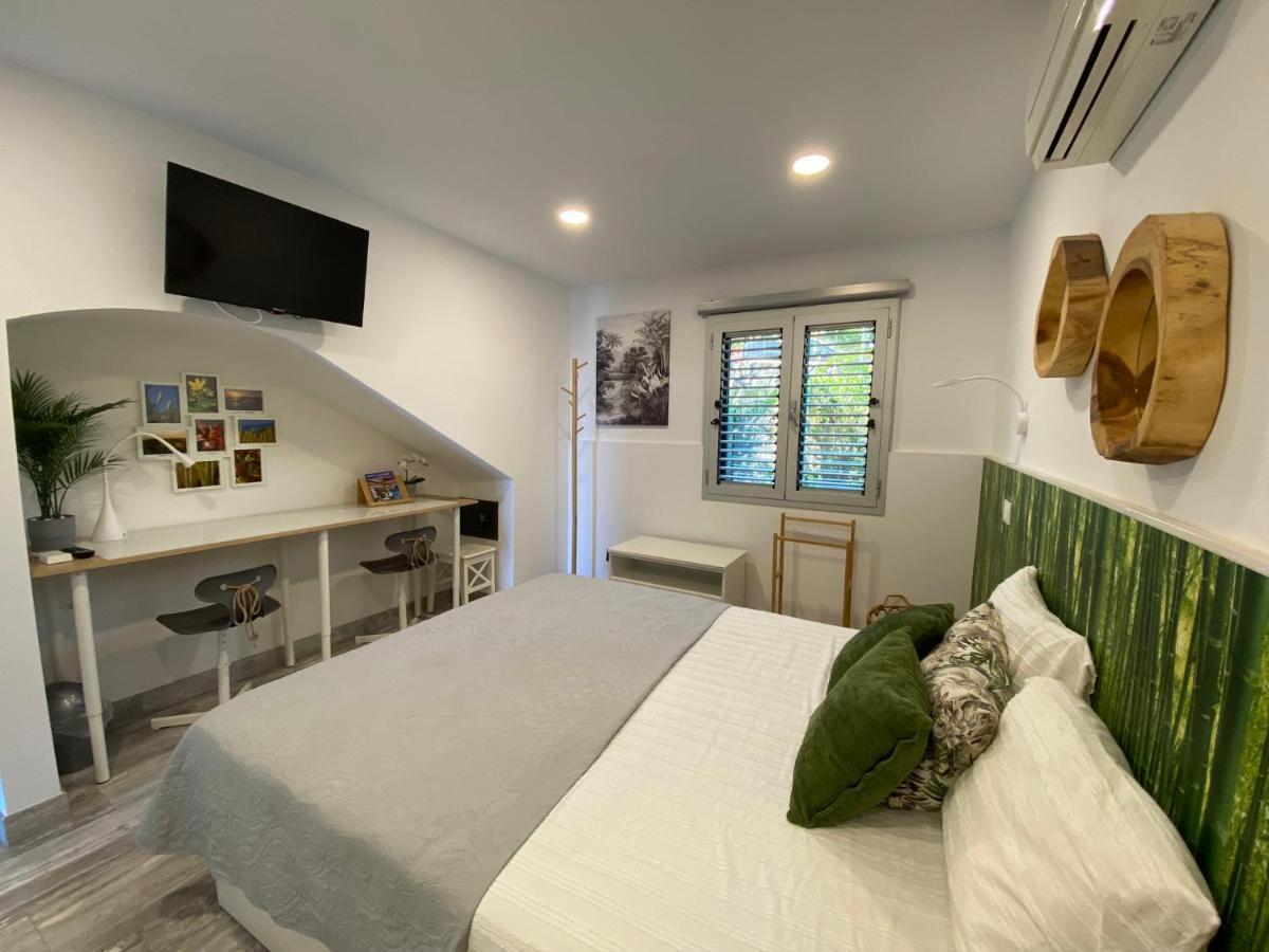 First Beachline Deluxe With Garden And Terrasse In Sun Club Сан-Бартоломе Экстерьер фото